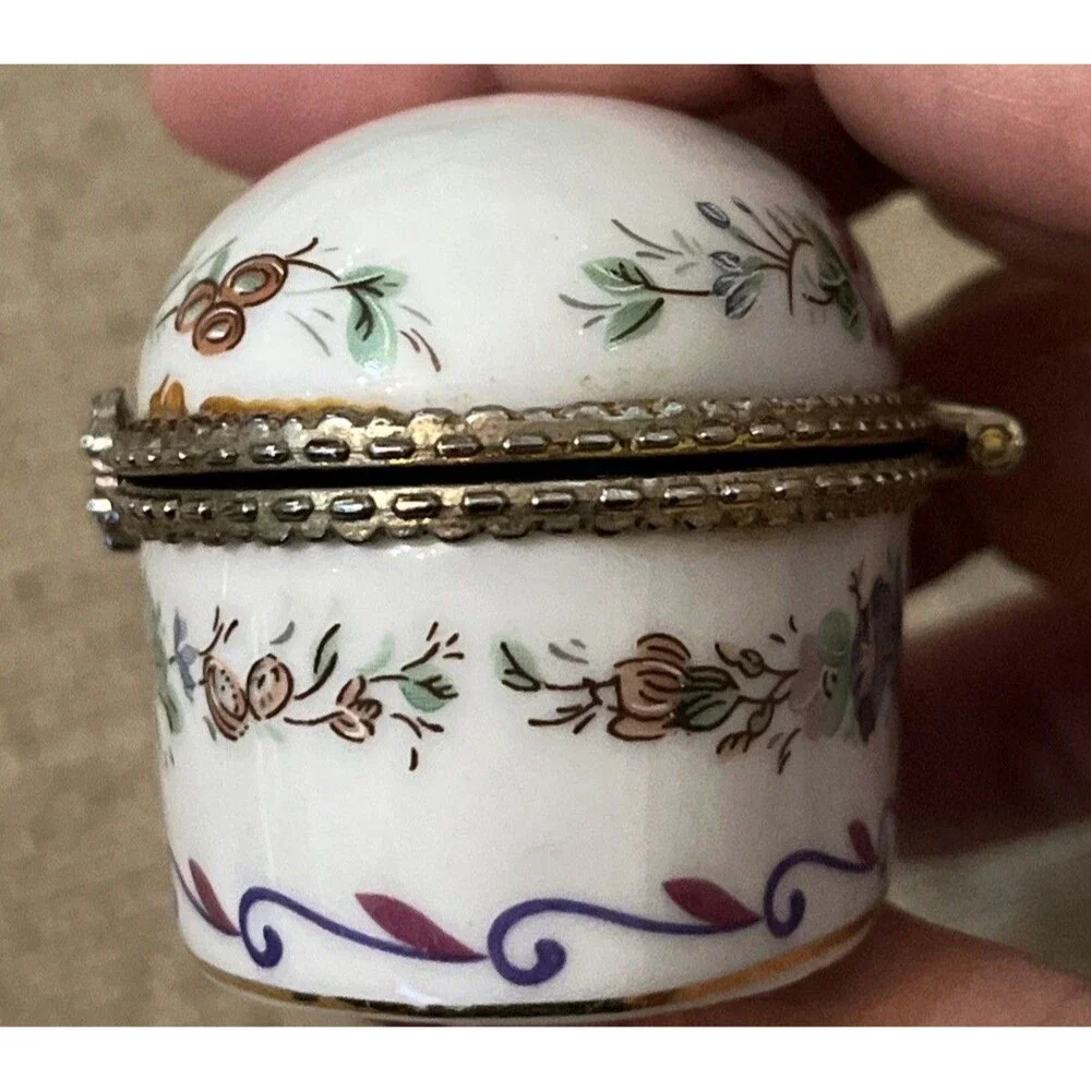 Vintage Imperial Porcelain Bible Verse Hinged Trinket Box  Psalm 111:2 Mini Size